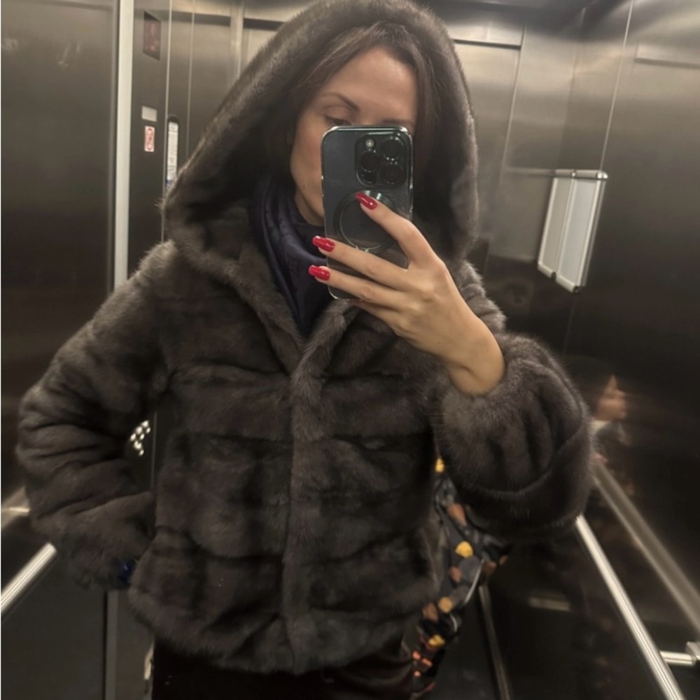 Women's Hooded mink Fur Jacket - Dark Brown